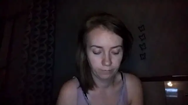 JenniferAlone webcam