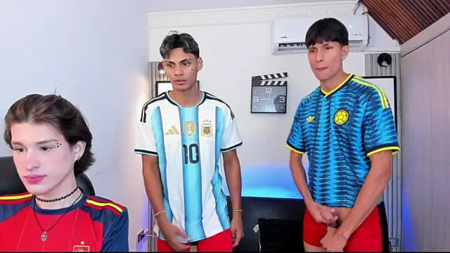 Seductive_BoysW webcam