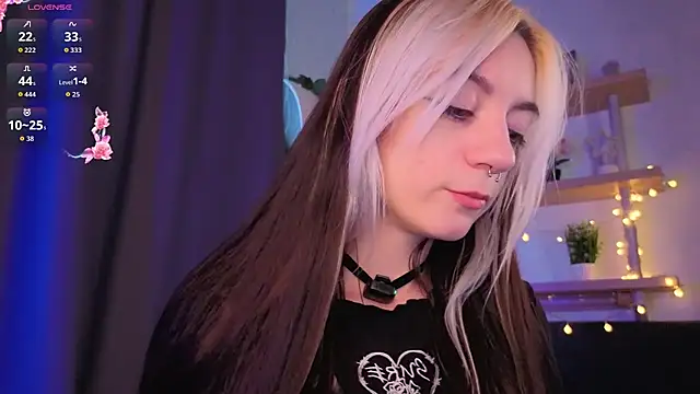 TristaRoht webcam