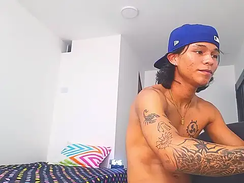 dominant_boy7