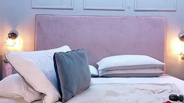 Busty_Zay live webcam show