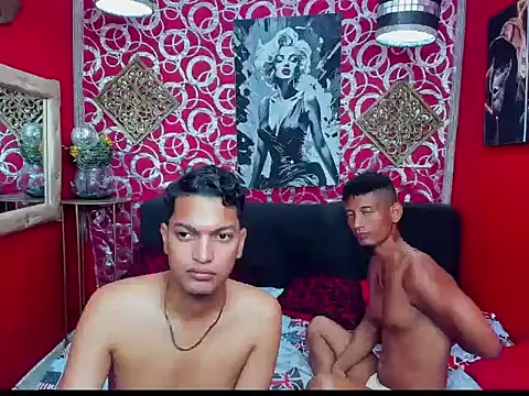PEINBOYS live cam