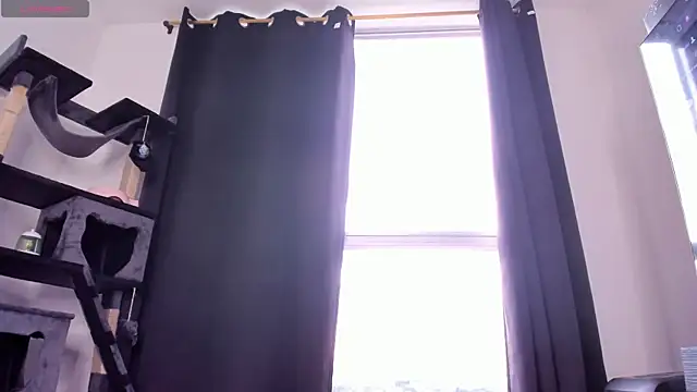 Anniewine_ webcam