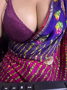 DarlingRuby live webcam show