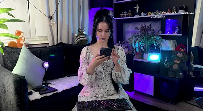KiraLiLime webcam