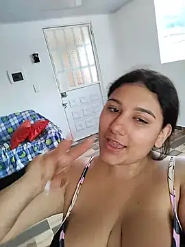 Sara_y_Amy webcam