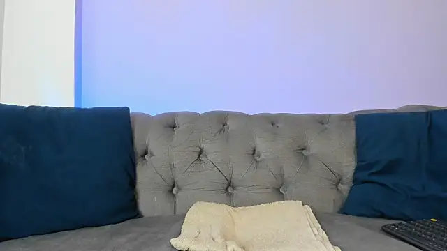 milo_cruz_ webcam