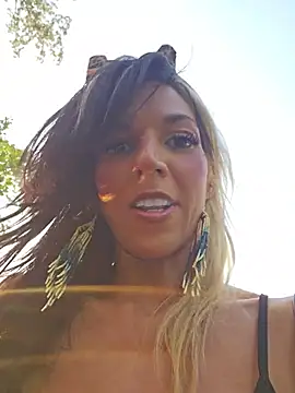 lil_jiggly live webcam show