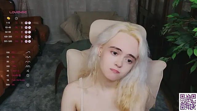 Oxcy_Secret live cam on StripChat