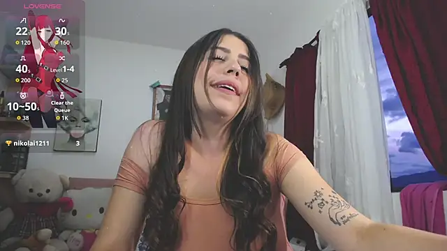Rosario_96 live cam on StripChat