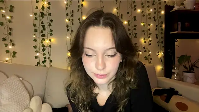 yanashowsy webcam