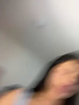 Emmily_19 webcam