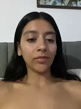 brittanydiaz (F young) - Naked