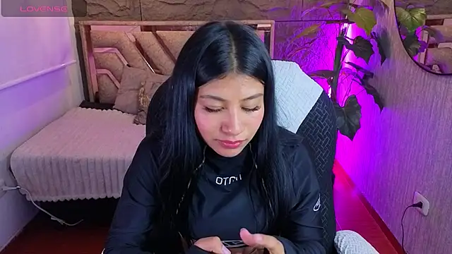 Canela_savagee_ webcam