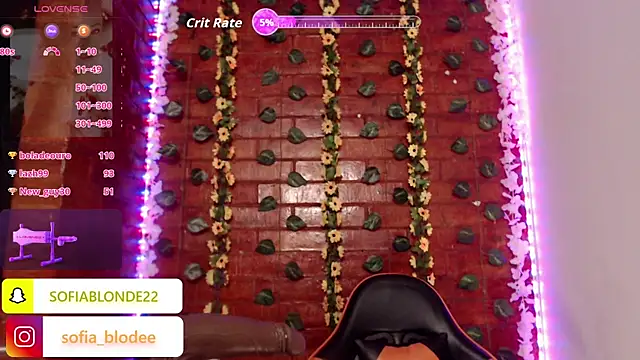 sofiacurvy_45 webcam