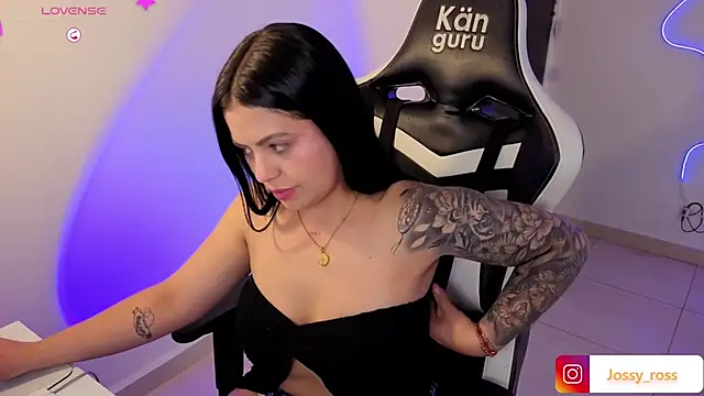 Victoryyy_ live cam on StripChat