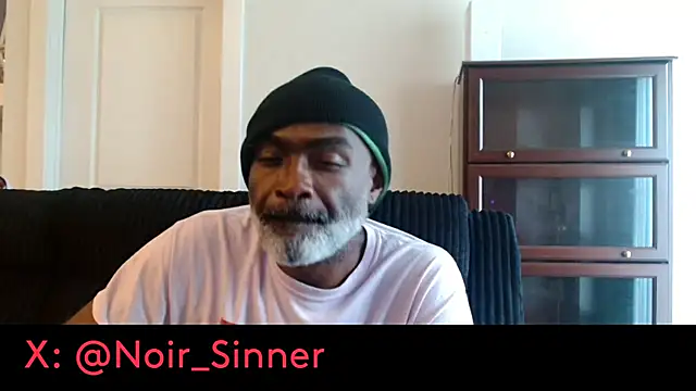 sinnernoir live cam on StripChat