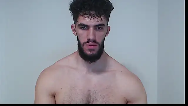 hiddenf live cam on StripChat