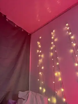 Aylin_Fox webcam