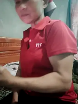 phlin1 live cam on StripChat