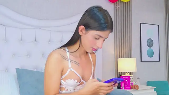CaitlynMiller live webcam show