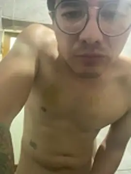 long_nigth live cam on StripChat