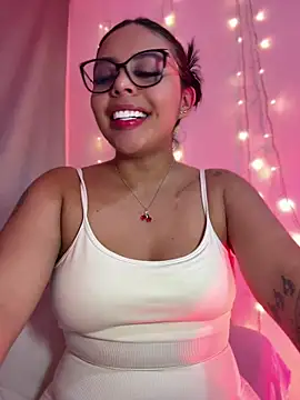 Aylin_Fox webcam