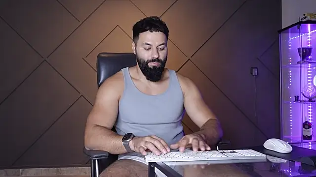 mattmasterss live cam on StripChat