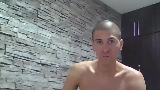 Sexylatin64 webcam