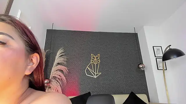 silvia_lane live cam on StripChat