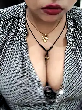 Lovely_Ayesha- webcam