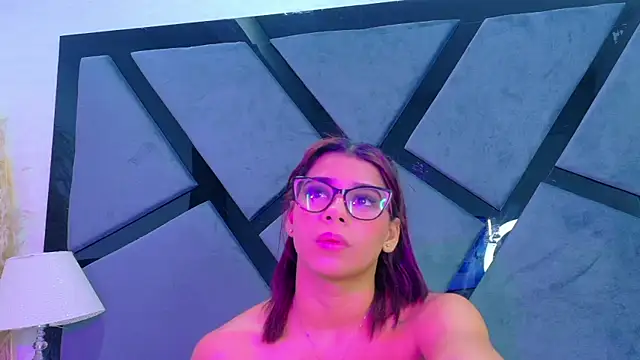 TiaraRosse webcam