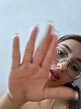 Ary-18 live webcam show