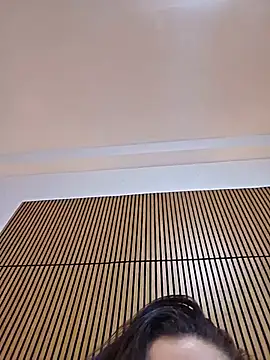 NeredaXxx webcam