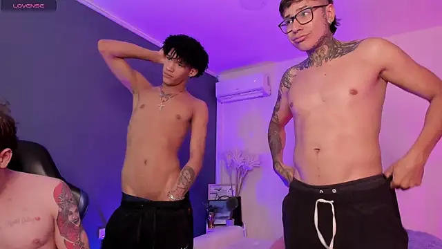 Handsomeboyss19 webcam