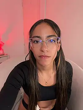 elegant__rouse webcam