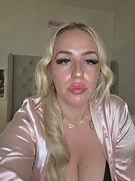 Bellareenaaa webcam