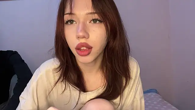 moonlure live webcam show