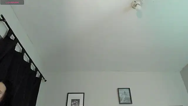 Sara_B webcam
