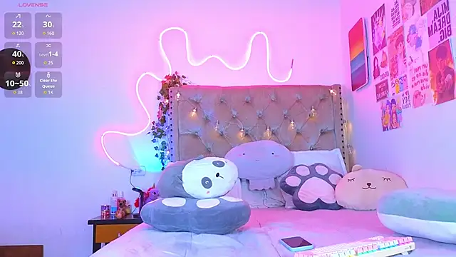 AryaMoonn webcam