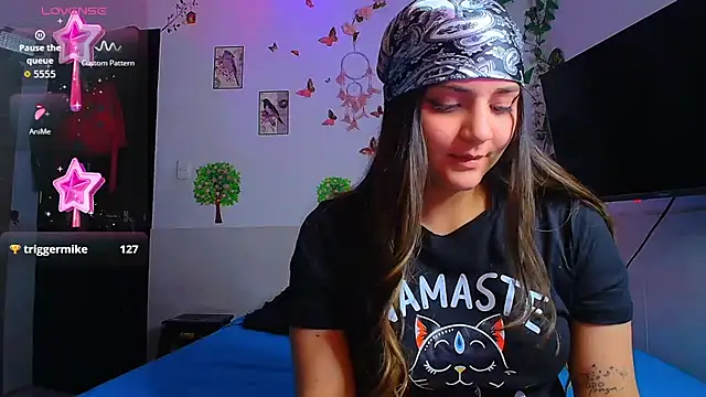 Emily_cooper_t