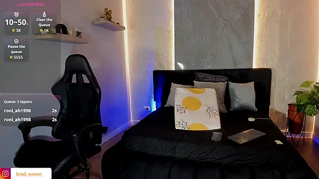 Brad_Summer webcam