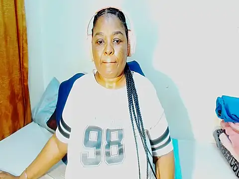 Love-Racheal75 webcam
