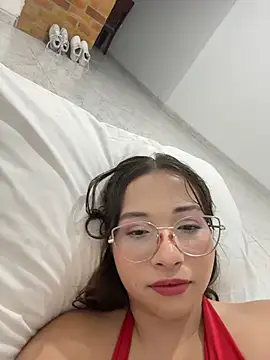 AliciaWhite_nt webcam