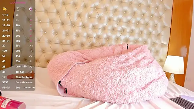 IsabellaaLux_ webcam