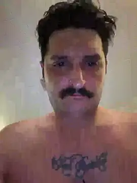 PoundedCajunGuy93 live cam on StripChat