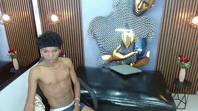 AlessandroBlack_ webcam