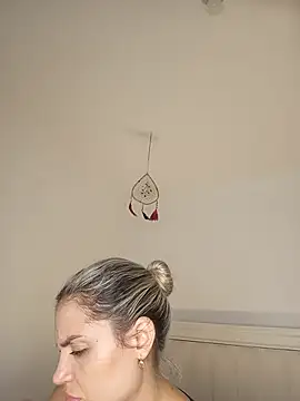 ASHLEY_BLAIR webcam