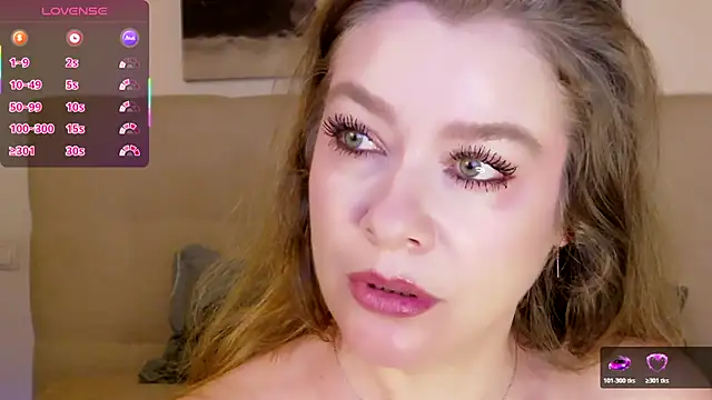 PetersEmily webcam