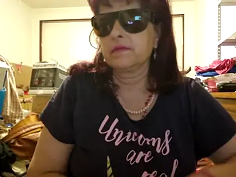 Samantha_Squirt@xh webcam